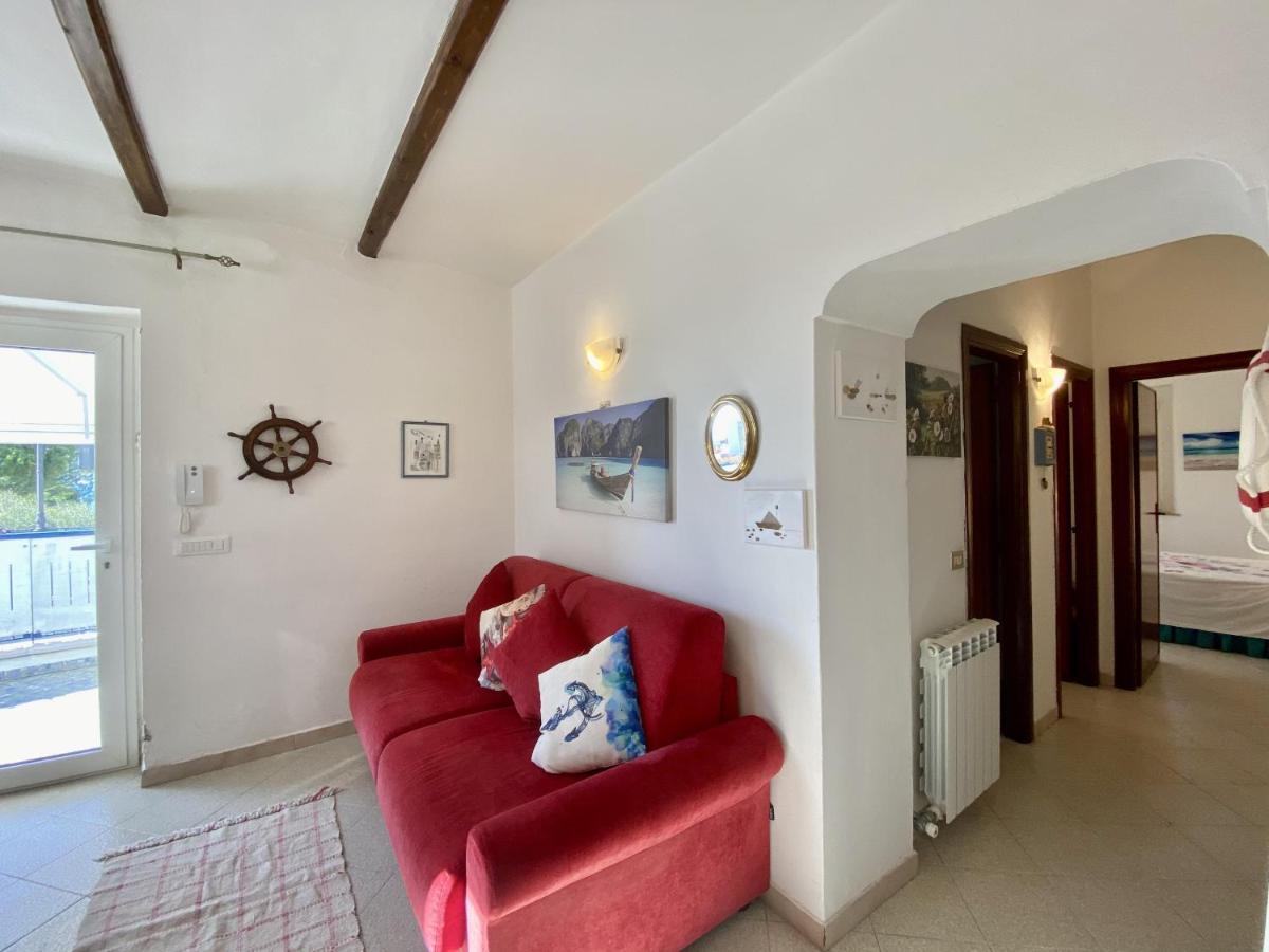 Holidaycasa Mike - Con Terrazzo Vista Mare Sperlonga Exteriör bild